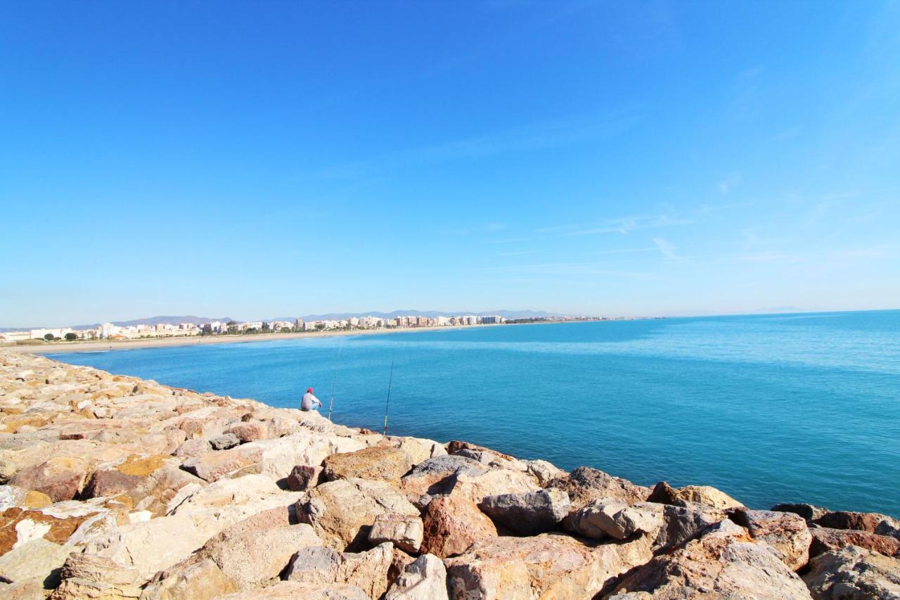 Global Properties, Apartamento De 4 Habitaciones A 100 M De La Playa Puerto de Sagunto Exterior photo